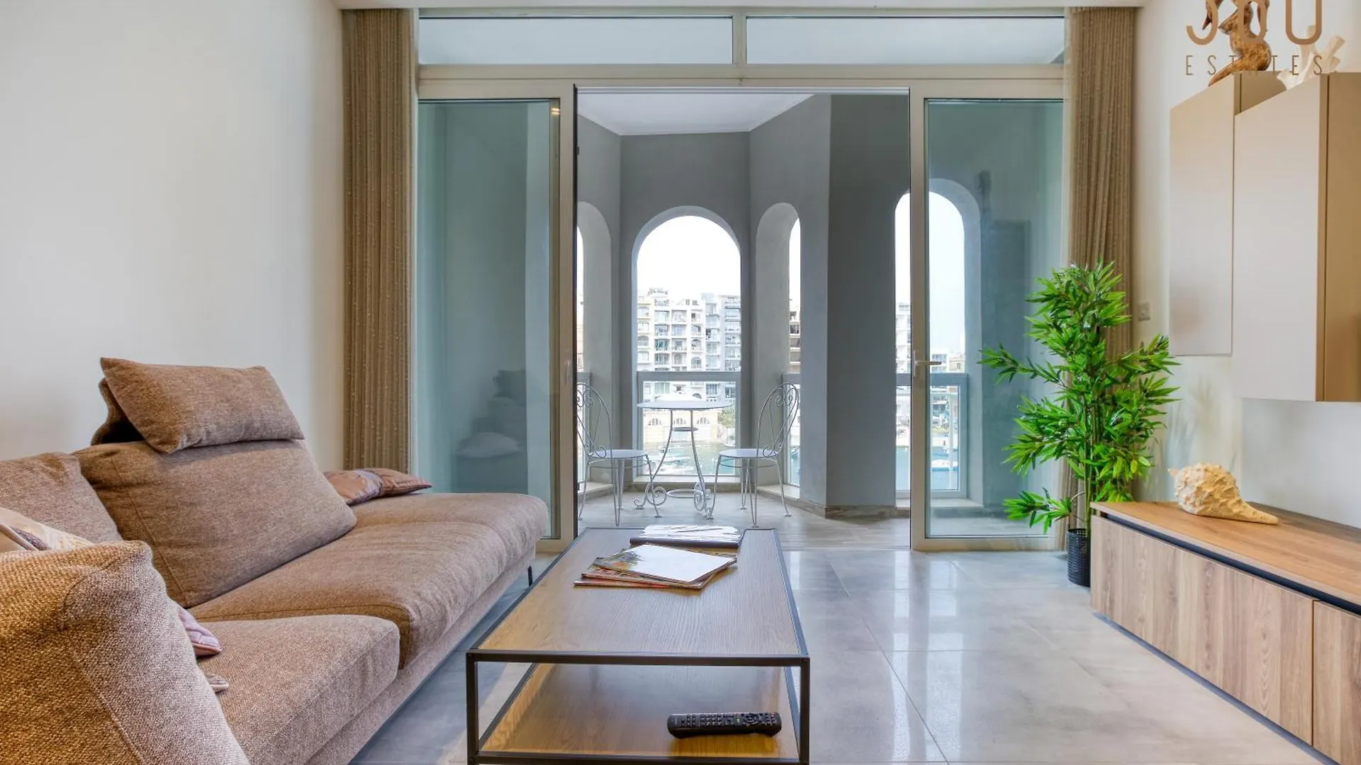 One Of A Kind, 1Br Seafront Home In St Julians By 360 Estates Saint Julian's 0*,  Malta
